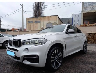 BMW  X6